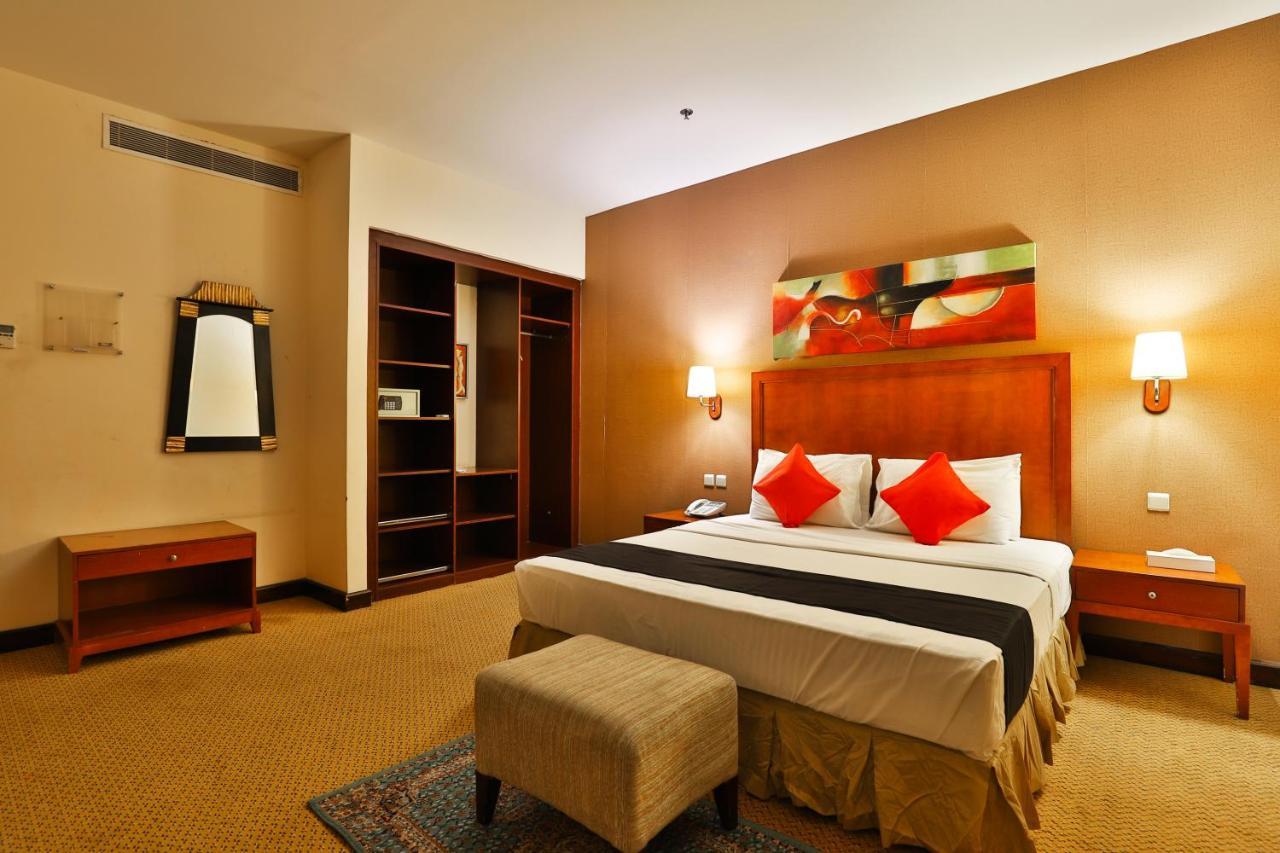 مينا بلازا الطائف Mena Plaza Taif Hotell Exteriör bild