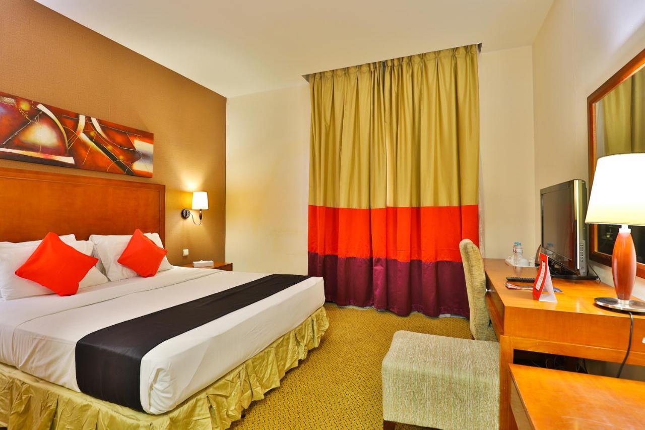مينا بلازا الطائف Mena Plaza Taif Hotell Exteriör bild